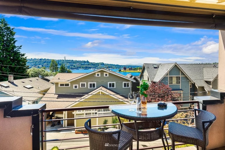 <p>Condos</p> inception-app-prod/YWUwZTY5YWItMzdiNS00OGU1LTk4ZDctM2YxOGM5NjQ2NTUz/content/2023/01/308599fd8573d44ffe007bb477a67f34370aa302.jpg