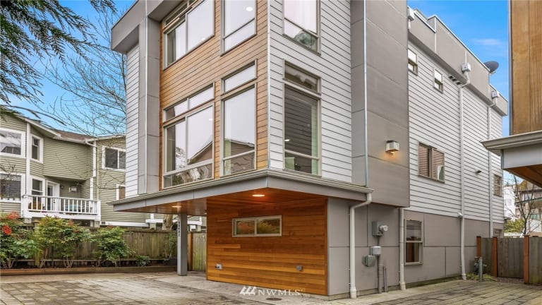 <p>Townhomes</p> inception-app-prod/YWUwZTY5YWItMzdiNS00OGU1LTk4ZDctM2YxOGM5NjQ2NTUz/content/2023/01/892796f2b000e7861c152f6f9d03b579509c6630.jpeg