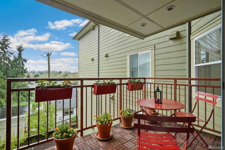 <p>Condos</p> inception-app-prod/YWUwZTY5YWItMzdiNS00OGU1LTk4ZDctM2YxOGM5NjQ2NTUz/content/2023/01/b6ef73fadb6b98e90b1f5724ed5f43b4ee14c75a.jpeg