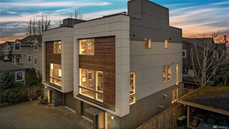 <p>Townhomes</p> inception-app-prod/YWUwZTY5YWItMzdiNS00OGU1LTk4ZDctM2YxOGM5NjQ2NTUz/content/2023/01/ec2567bff6d1b44af6e62a9b151bcc0051db7e25.jpeg