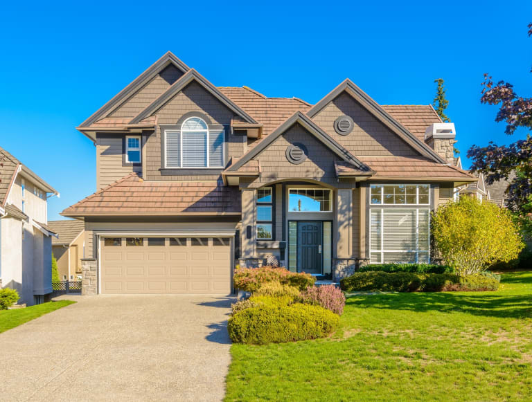 Contact Me inception-app-prod/Yzc2MDhjNDYtZDQ1Yy00MTMwLThkZWEtYmJkYTRkZWFmNDhl/content/2021/04/shutterstock_32372101428129.jpg