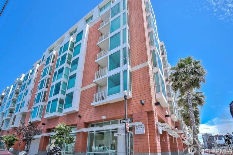 <p>The Palms: Amenities, Interiors and More!</p> inception-app-prod/ZDQ5M2U2Y2UtYjhmOS00MDgzLWFmNzQtNTY1OTExODIyYmI2/content/2026/09/00030a974611e6b3c0b3abf78d5143d9e3d3e911.jpg