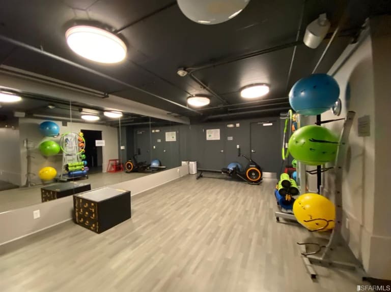 <p>The Palms: Amenities, Interiors and More!</p> inception-app-prod/ZDQ5M2U2Y2UtYjhmOS00MDgzLWFmNzQtNTY1OTExODIyYmI2/content/2026/09/64af4d0d821b02d2dc26453f046907043dca4fbf.jpg