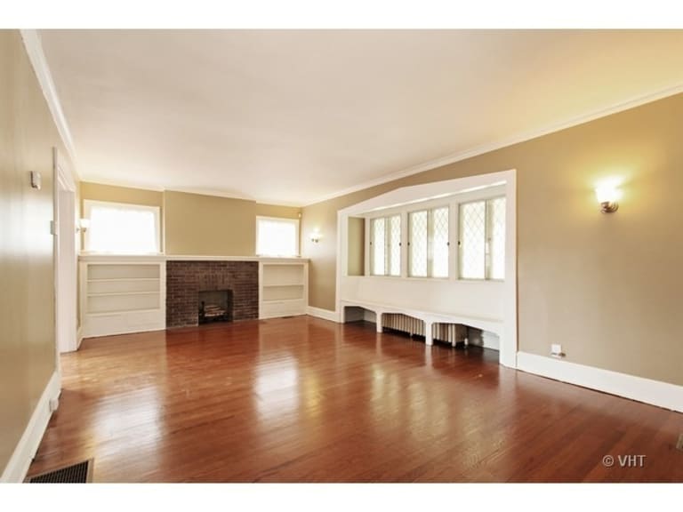 Derek Walvoord inception-app-prod/ZDkxM2VhZDEtMmFjYS00NzM0LWJkYzEtNTllOTFkYmM3NDVl/content/2021/01/livingroomsw.jpg