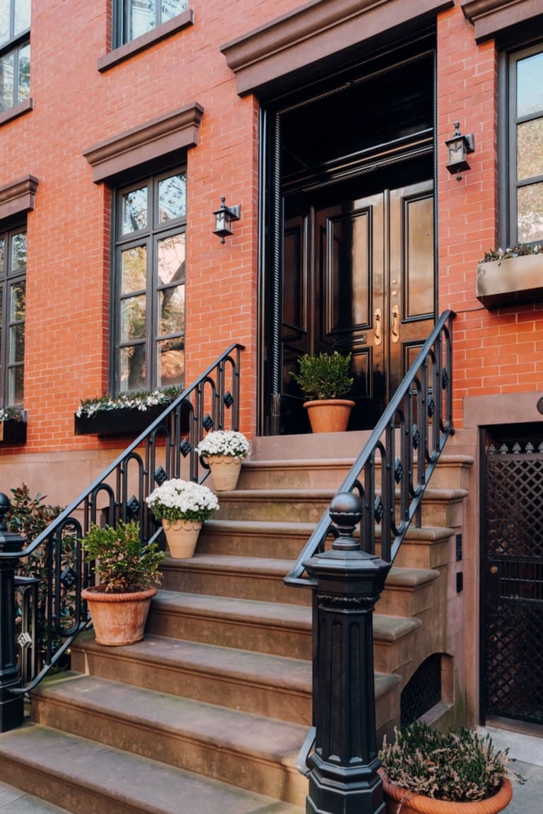Let’s Find Your Next Home inception-app-prod/ZjM3MGNjOWYtYzkzYi00Y2FjLTliZTYtMmFjNTE4NjE3ZTk3/content/2026/04/93de6269a59395af92fe4bd3b8a042ec4e996211.jpg