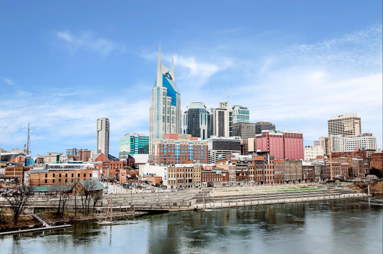 inception-app-prod/Zjc5ZjMzMmUtNTc3My00YjdhLWJiN2YtODNjMTM4YzRjY2M3/content/2021/02/nashvilleskyline.jpg