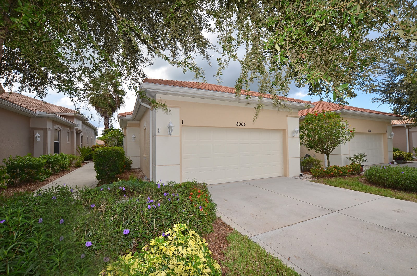 inception-app-prod/M2EzZjM4ZTItNTY1OS00YjVhLTg2OTgtNmNmM2E4NTY0NmI1/content/2016/09/Blue Heron Naples Florida Morello 8064 Sanctuary Ext-2.jpg