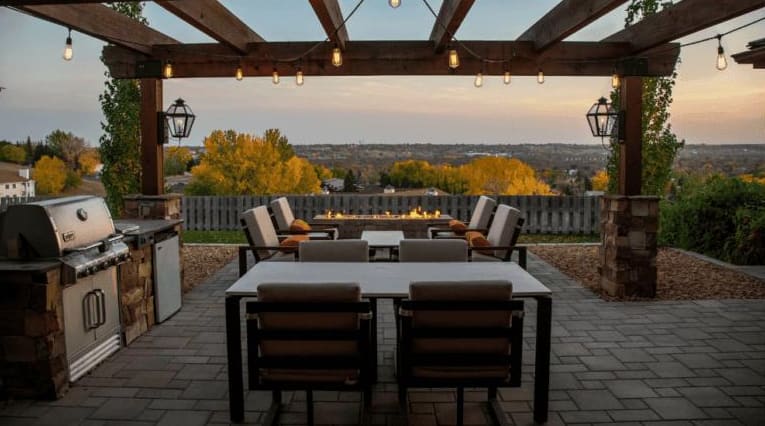 5 Backyard Improvements That Add Value inception-app-prod/M2VmNmMxNTAtNWNjMy00YzI3LTk0ZWUtZTBkMmM3NjUyODIz/content/2024/05/c1189da79305823b4db956a83b50a0194687704f.png