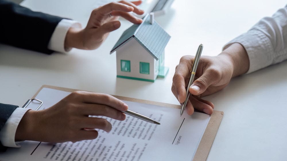 Think Nobody's Buying Homes Right Now? Think Again. inception-app-prod/M2Y0NzM4NmUtY2YxMC00OTJjLTg3YjYtMWE0YmIyMzhiYjNj/content/2026/08/ca521d535de4484042dab76836b00879603426e6.jpg