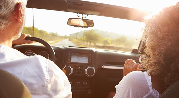 Thinking of Selling? Now Is the Time to Act inception-app-prod/M2ZiYTZhMWEtNjY5OC00MGQxLWEyN2YtNjVhZTE4MWFjOGUz/content/2017/04/20170417-Share-STM.jpg