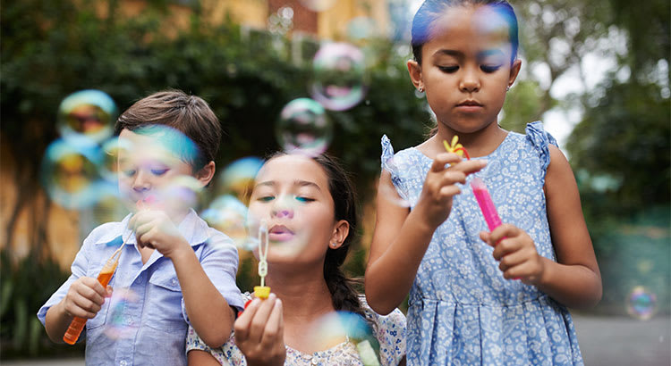 3 Reasons the Housing Market is NOT in a Bubble inception-app-prod/M2ZiYTZhMWEtNjY5OC00MGQxLWEyN2YtNjVhZTE4MWFjOGUz/content/2017/05/20170511-Share-STM.jpg