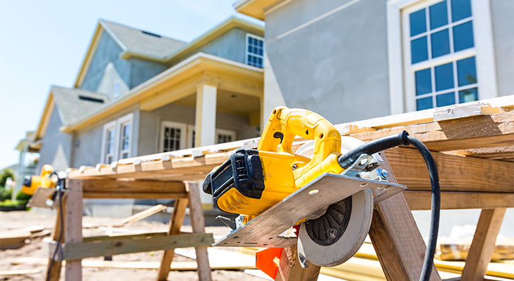 #1 Answer to the Housing Shortage: New Construction inception-app-prod/M2ZiYTZhMWEtNjY5OC00MGQxLWEyN2YtNjVhZTE4MWFjOGUz/content/2017/05/20170523-Share-STM1.jpg