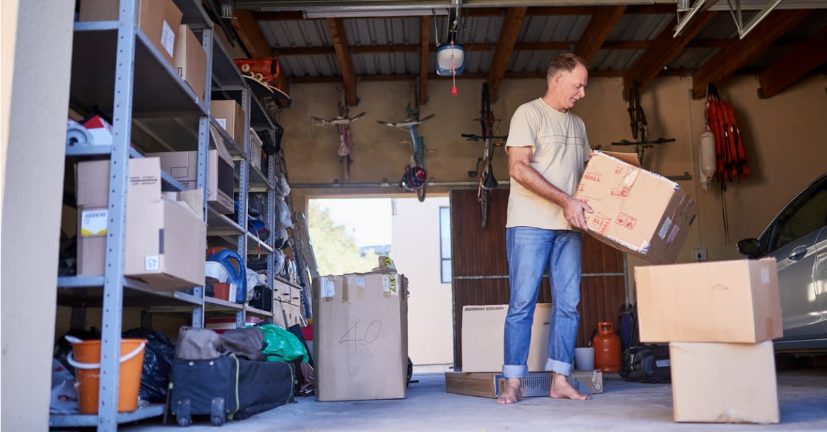 How to Organize Your Garage inception-app-prod/MDE3MTJmMDgtM2JhNS00ZjBkLWFhMGYtMWEzMzkyNmYwMDQw/content/2023/10/b7d7580c6589a5b92ddcf037c422ee905354d219.jpeg