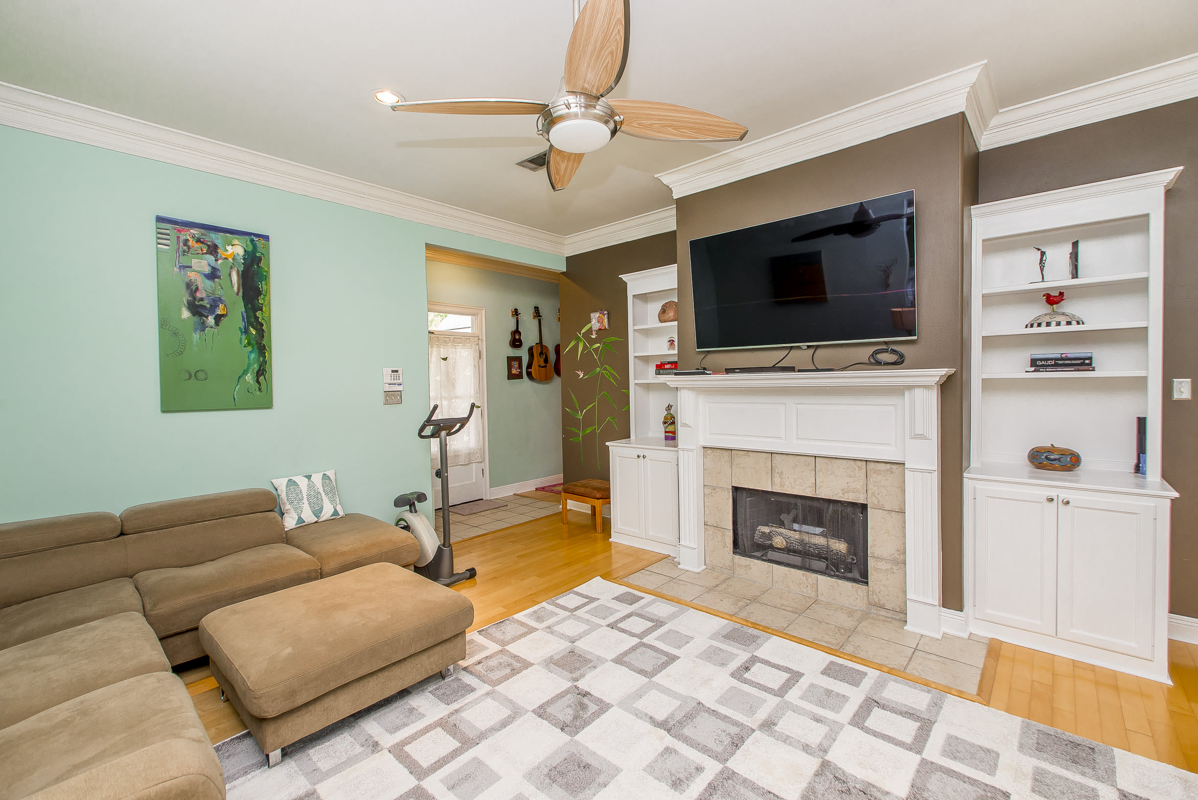 Looking for a little privacy and woods in the city? inception-app-prod/MDEzOTk5ZmUtOTYwYi00Mjk2LWFmOWEtNzAyMDliMWJkNmVm/content/2017/06/2.jpg