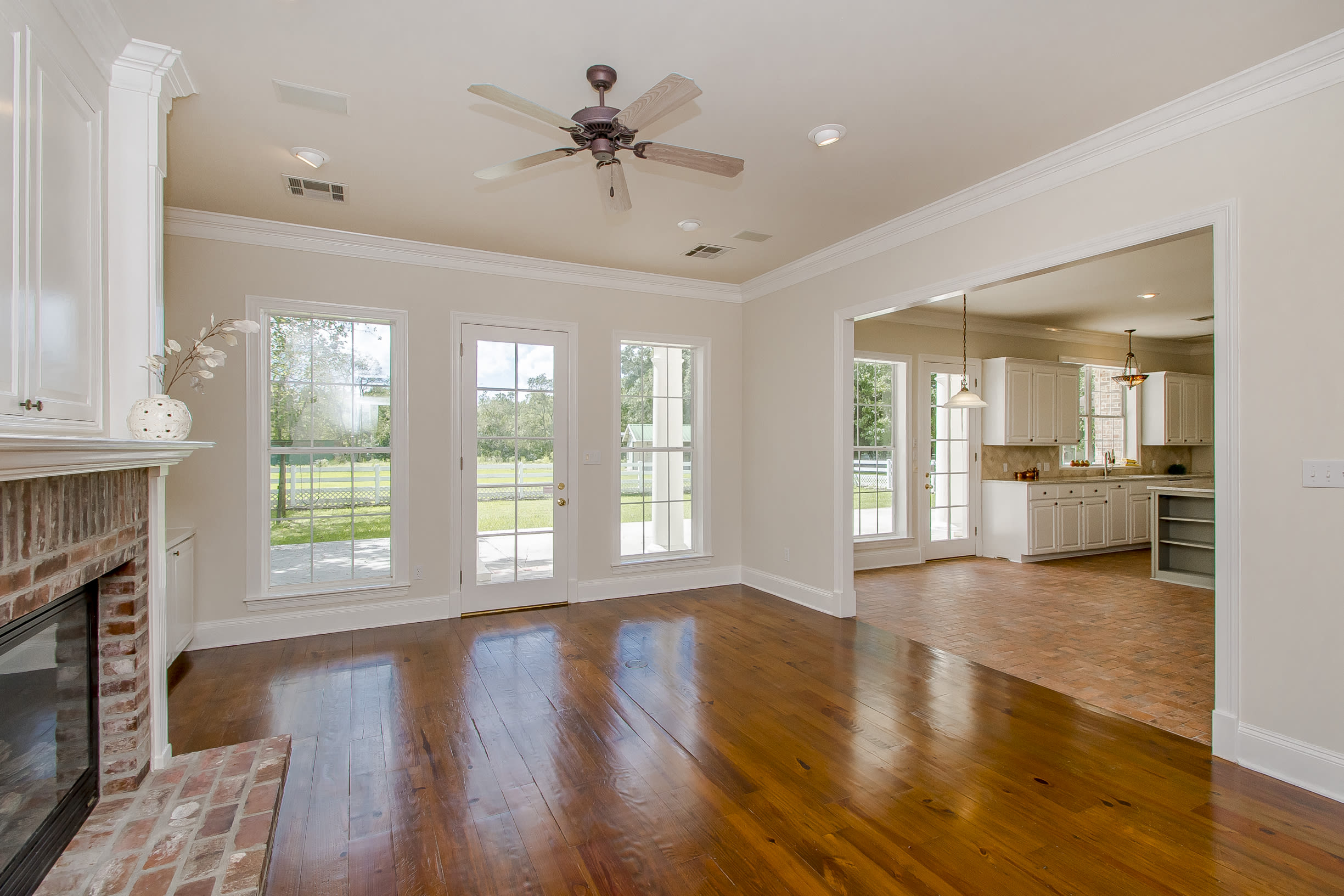 Stunning Georgian style home with equestrian arena inception-app-prod/MDEzOTk5ZmUtOTYwYi00Mjk2LWFmOWEtNzAyMDliMWJkNmVm/content/2018/10/25.jpg