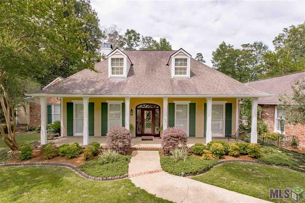 Five bedroom home for sale in White Oak Landing inception-app-prod/MDEzOTk5ZmUtOTYwYi00Mjk2LWFmOWEtNzAyMDliMWJkNmVm/content/2020/03/beech-harbor.jpg