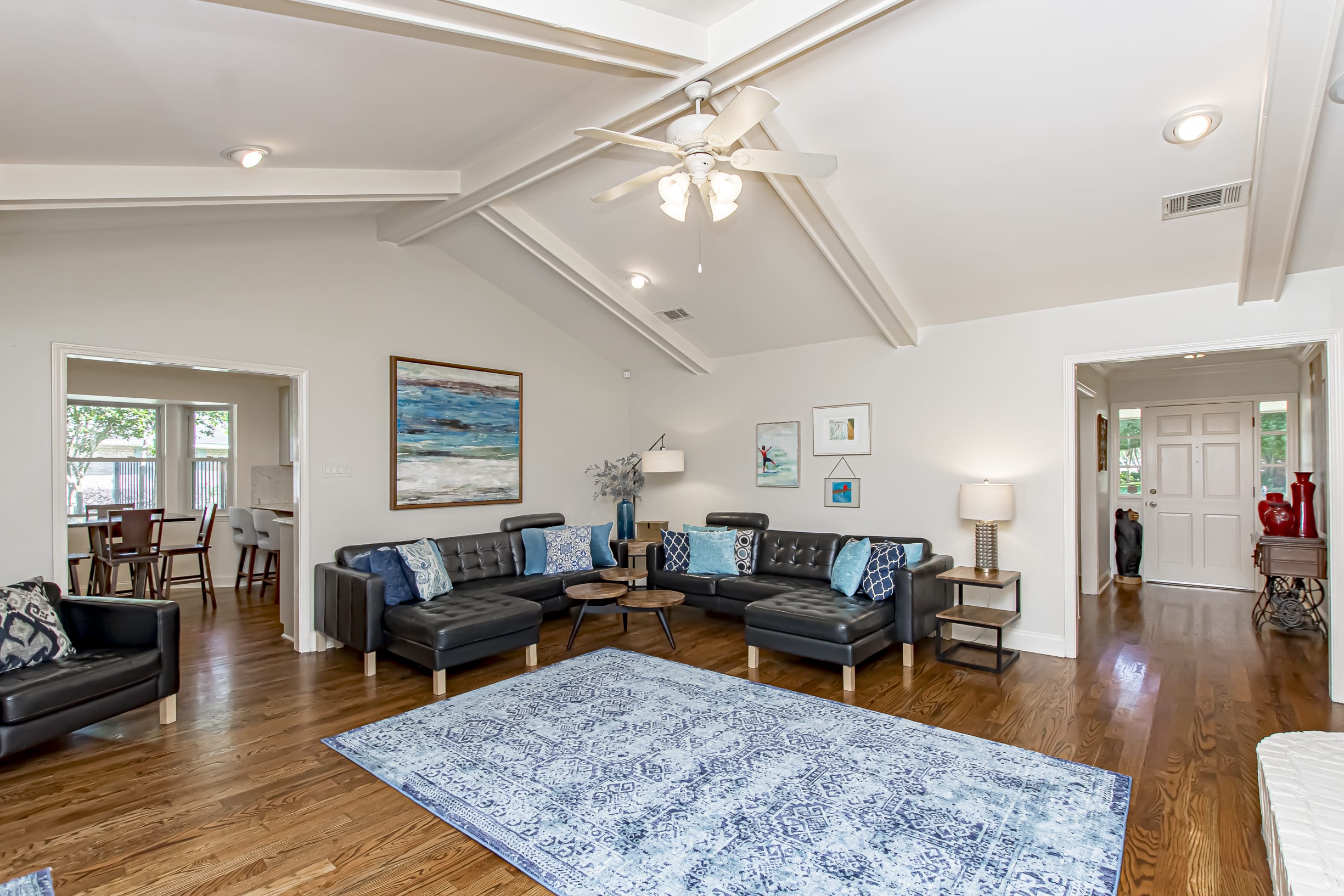 Four bedroom home for sale in Pine Park inception-app-prod/MDEzOTk5ZmUtOTYwYi00Mjk2LWFmOWEtNzAyMDliMWJkNmVm/content/2021/05/1.jpg