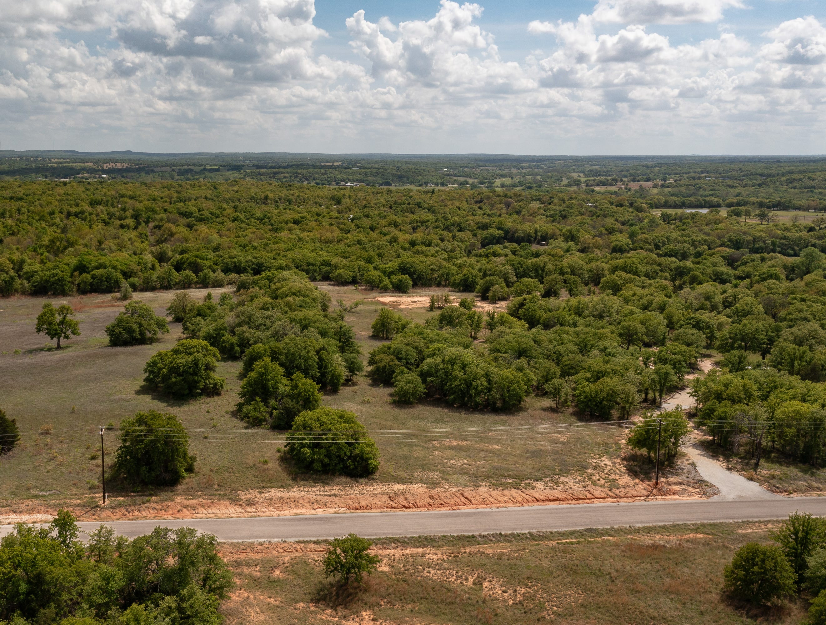 5.01 Acres (Lot 8) Red Oak Hills Rd Nocona inception-app-prod/MDI2NmQyNDYtMTA0Ny00NGE4LTgzZTktMjU5ZTg1N2FmMTkw/content/2026/04/eeda6396360b6c164264e52dc7e065c94fb08f6b.jpg