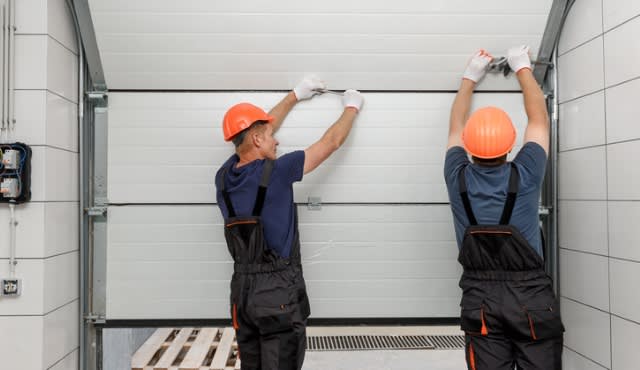 inception-app-prod/MDQwNjliN2YtMWViOC00MmJjLTkxZTAtMjY0MjAzNGQyMWZl/content/2021/05/Garage door%281%29.jpg