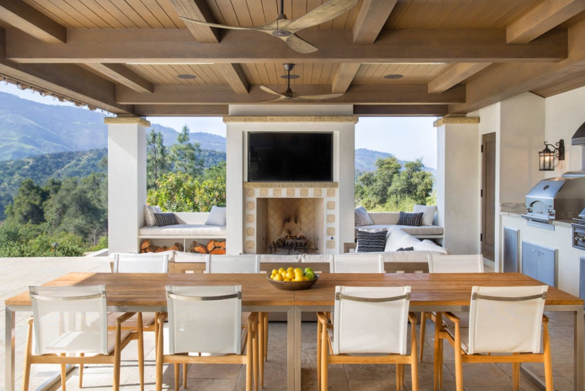 How to Organize Your Outdoor Space for Ultimate Summer Enjoyment inception-app-prod/MDQwNjliN2YtMWViOC00MmJjLTkxZTAtMjY0MjAzNGQyMWZl/content/2021/06/Picture 6.23.20211.png