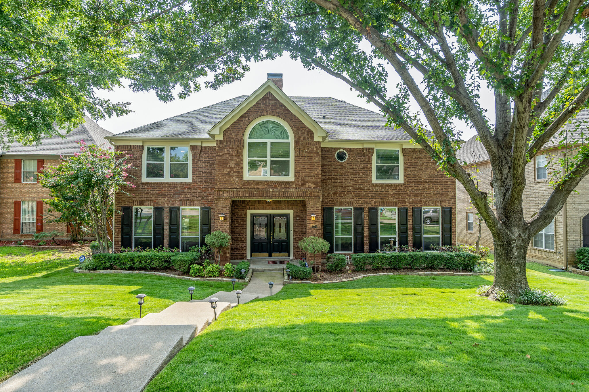 JUST LISTED: 1233 JEANETTE WAY, CARROLLTON TX inception-app-prod/MDQwNjliN2YtMWViOC00MmJjLTkxZTAtMjY0MjAzNGQyMWZl/content/2021/08/js2108041-2001.jpg