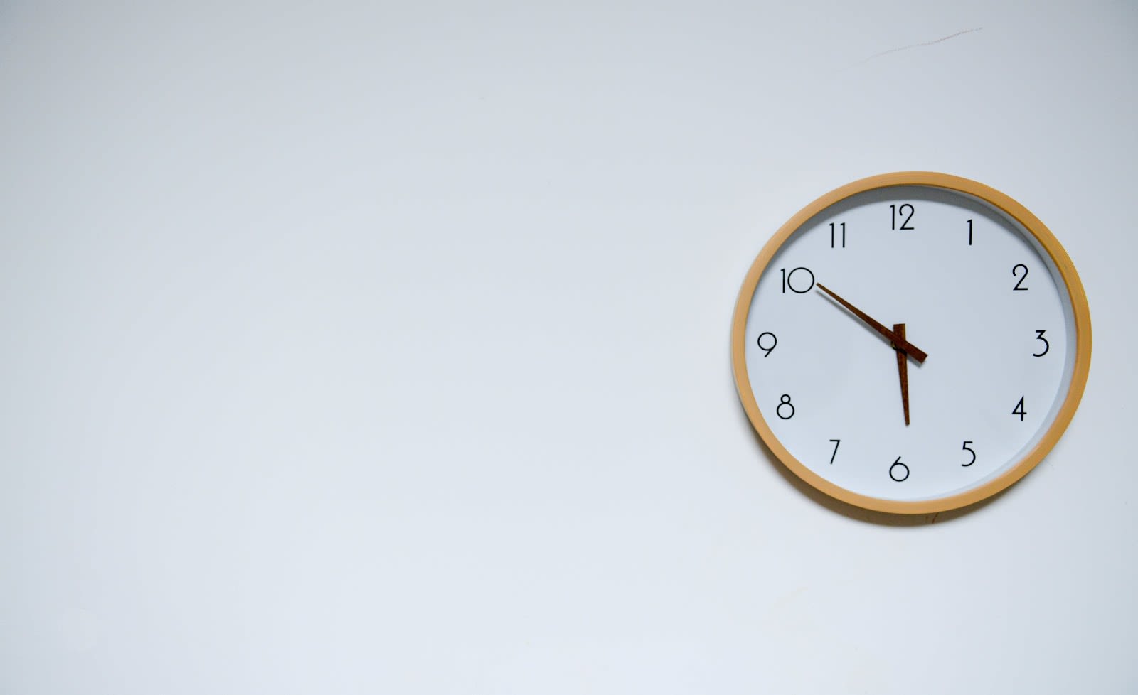 Ten Signs It's Time to Sell Your Home inception-app-prod/MDRiYTdlMGQtYzNkNC00OGUzLWFjNmEtZjQyN2QxZTdjYTU2/content/2019/08/pexels-photo-707582.jpeg