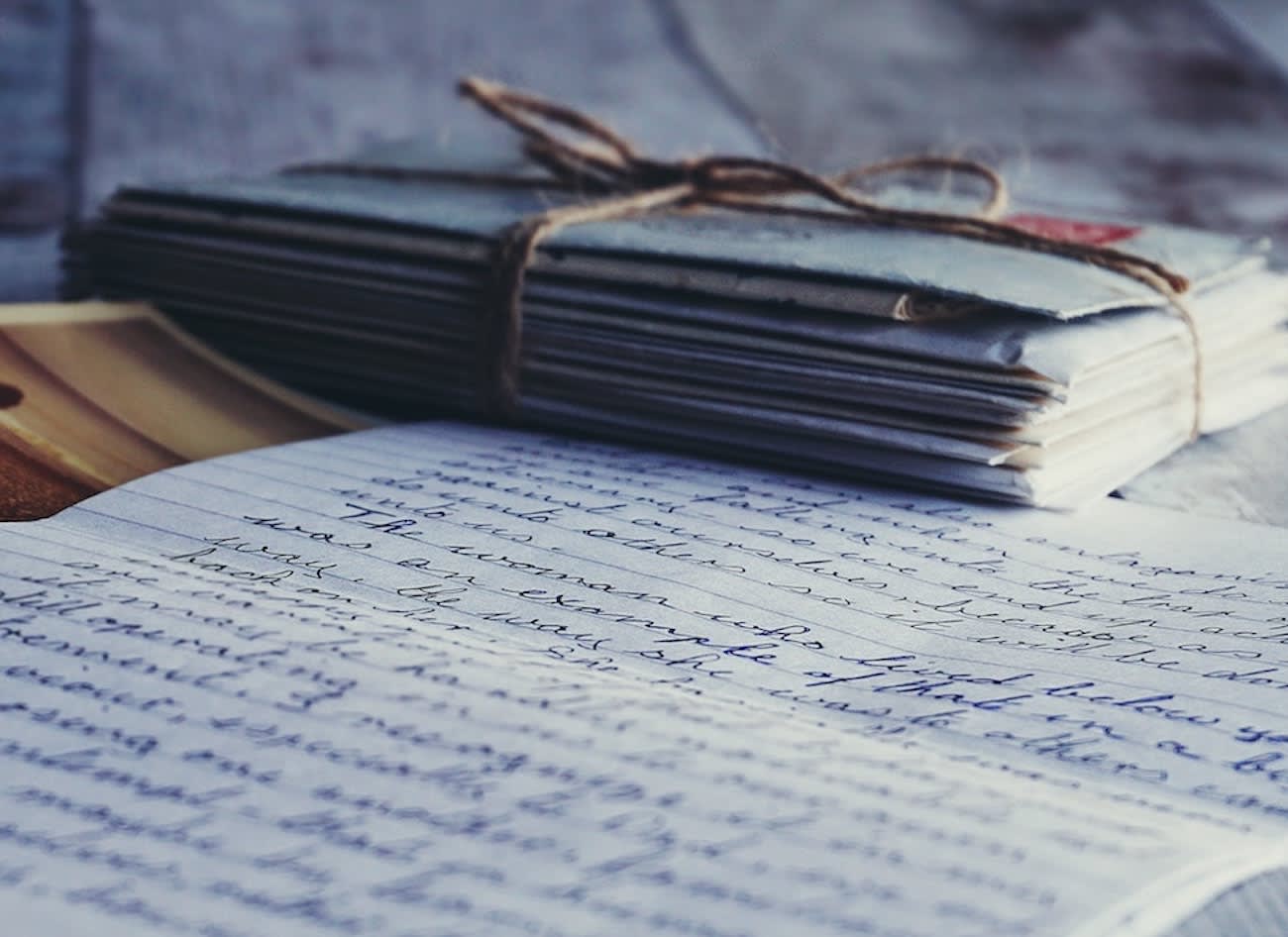 Handwritten Letters: A Lost Art inception-app-prod/MDRiYTdlMGQtYzNkNC00OGUzLWFjNmEtZjQyN2QxZTdjYTU2/content/2021/12/8004aa4f288689ec1cd57a647786343f10526455.jpg