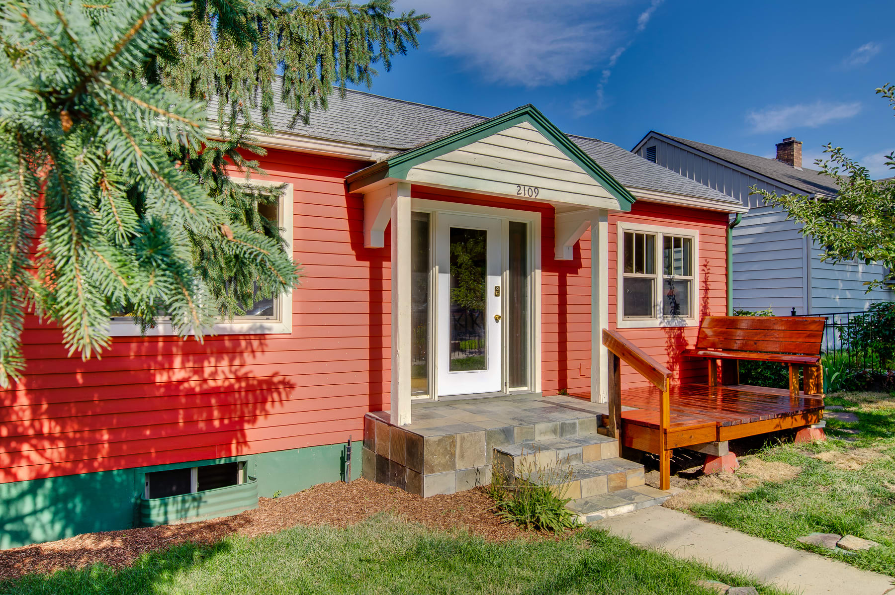 Ads Don't Sell Homes - Price It Right inception-app-prod/MDRiYTdlMGQtYzNkNC00OGUzLWFjNmEtZjQyN2QxZTdjYTU2/content/2023/05/432387501b615804847724064bc9a84fafb79a72.jpeg