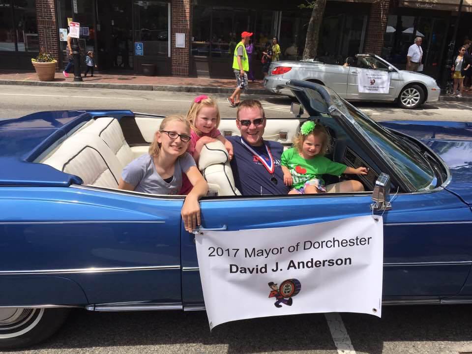 Dave Anderson Mayor of Dorchester 2017! inception-app-prod/MDZiZGMwM2UtNjQ4ZC00OGQ3LWI2OWMtYmYxNjMwYjU1MWI4/content/2017/06/18881916_10213966027411761_7453670532162580748_n-3.jpg