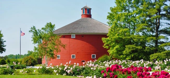 inception-app-prod/MDhhMjIxNzEtMmJlMy00MmZjLWE1MDItY2E0NmYzMjFhYTJh/content/2016/06/ShelburneMuseum slideshow.jpeg