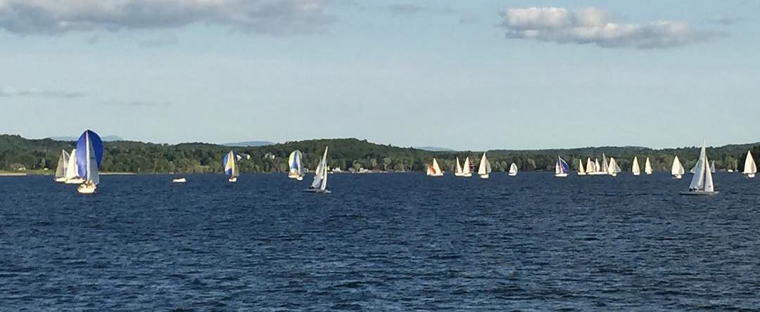 inception-app-prod/MDhhMjIxNzEtMmJlMy00MmZjLWE1MDItY2E0NmYzMjFhYTJh/content/2016/06/sailboats on lake slideshow.jpg