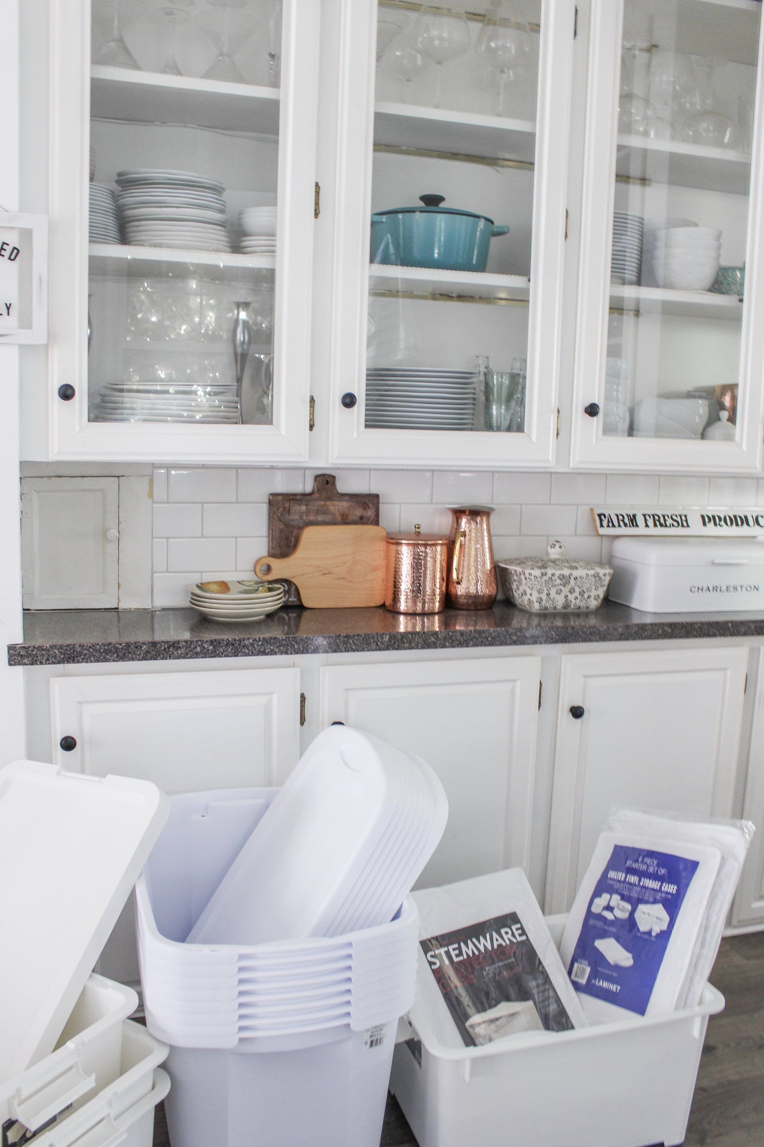 Pack It Up! Yes, This Is The “One Thing” You Need To Do To Sell Your House inception-app-prod/MDhhMjIxNzEtMmJlMy00MmZjLWE1MDItY2E0NmYzMjFhYTJh/content/2019/10/4b35a73e36bc822188b42a2f19e1a9c5-2.jpg