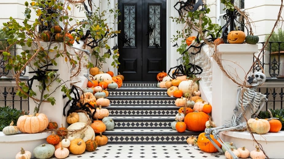 Creative Homeowner Hacks to Give Leftover Halloween Pumpkins New Life inception-app-prod/MDk5N2M0YzgtNWQ0Ny00NzZkLWI1ZjItYjZmYTk5YjJmYjA3/content/2026/10/d75eab1657c7c8cf21f07d538ac05a737ba4109e.jpeg
