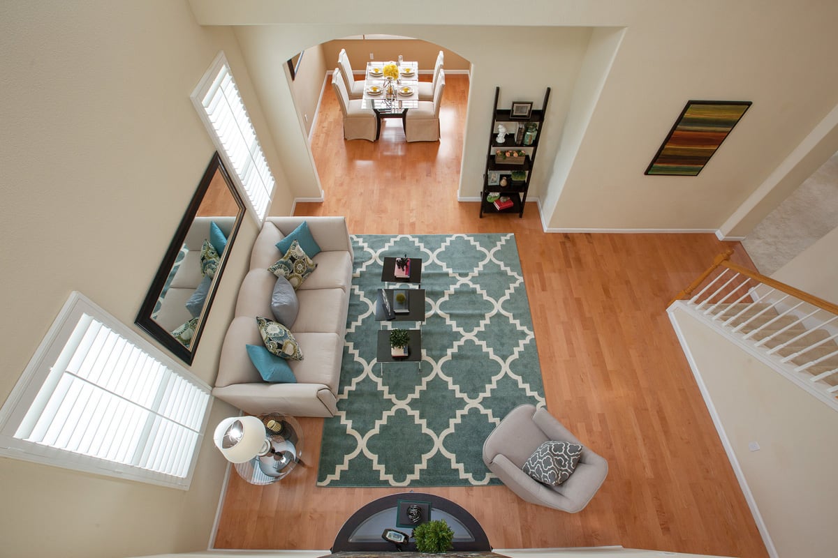 inception-app-prod/MDkxNzgxYzgtODkxYi00NGExLWIxMTctYmI1ZjM4NGEzY2Zm%2Fmedia%2F2015%2F06%2F8-1700 Riverwalk Dr Fremont CA 94536 Living from Top.jpg