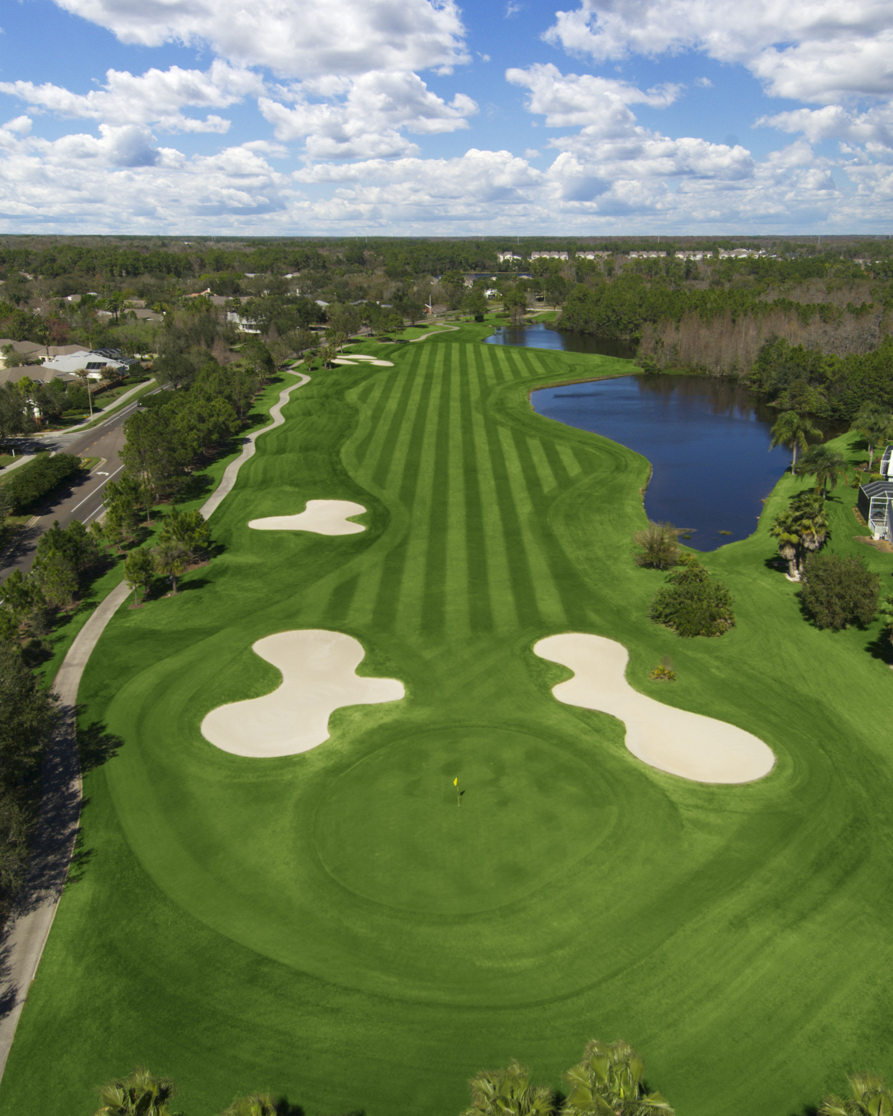 inception-app-prod/MGRlYzk5ODctMzVkYS00NzFlLTljYTQtN2EzOGU1NjAwYTU3/content/2016/10/Westchase-Golf-Club-FL-hole-13.jpg