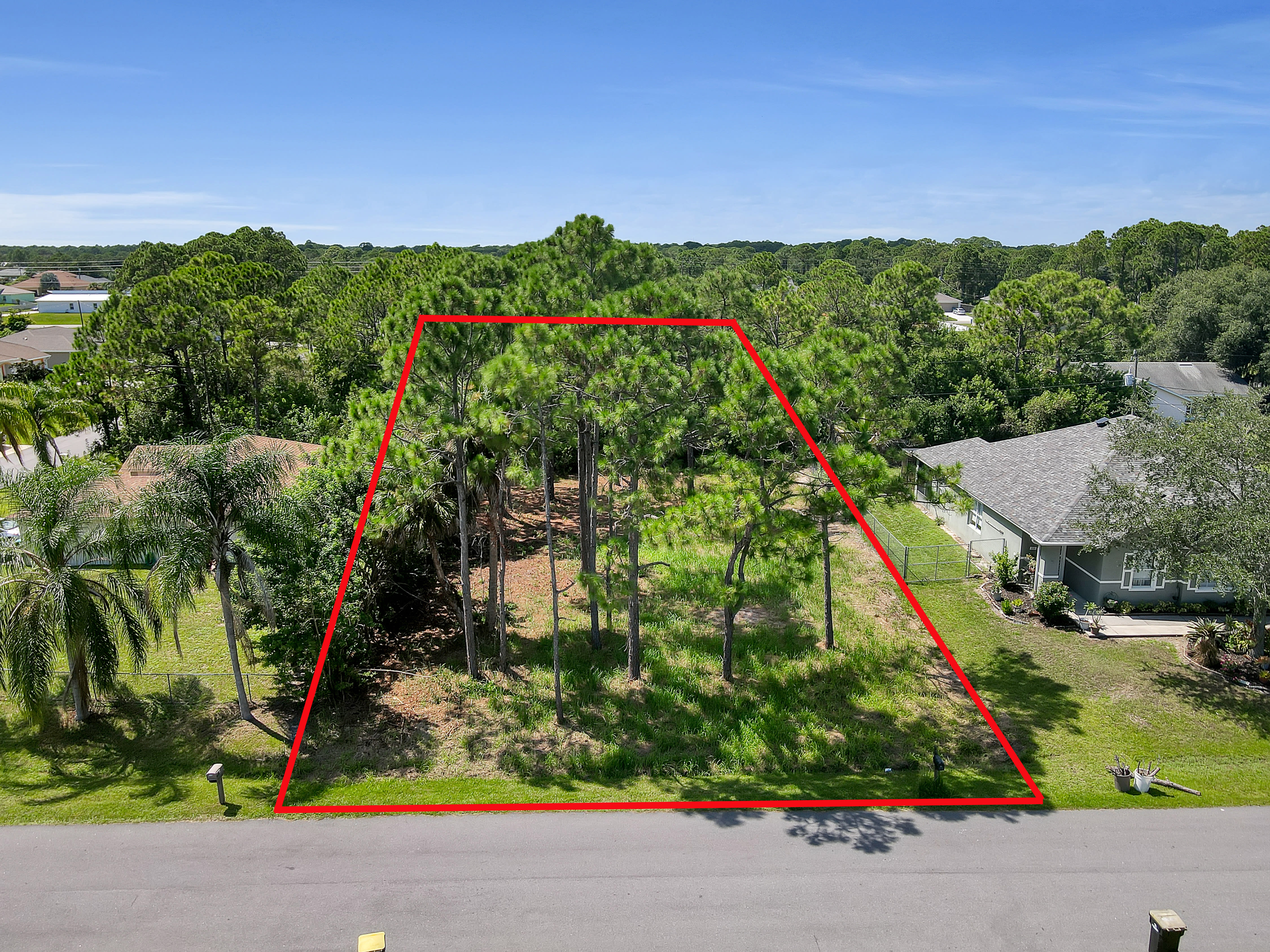 1465 Wakefield Rd. Palm Bay, Florida 32909 inception-app-prod/MGRlYzk5ODctMzVkYS00NzFlLTljYTQtN2EzOGU1NjAwYTU3/content/2023/03/6200152ec7997abfae933253ef58d9533170806a.jpg