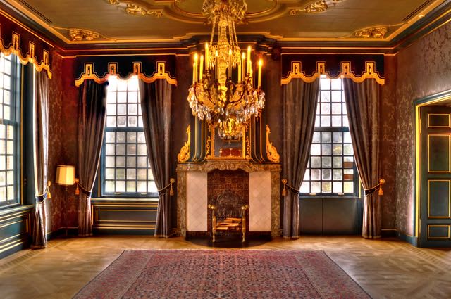 inception-app-prod/MGY0NWNmOTAtMWUxOC00MDdlLWIzZGQtMmFiNGIyZDVkNTIx/content/2017/07/%E2%80%8BWhat to Look for in a REGION Luxury Home.jpg