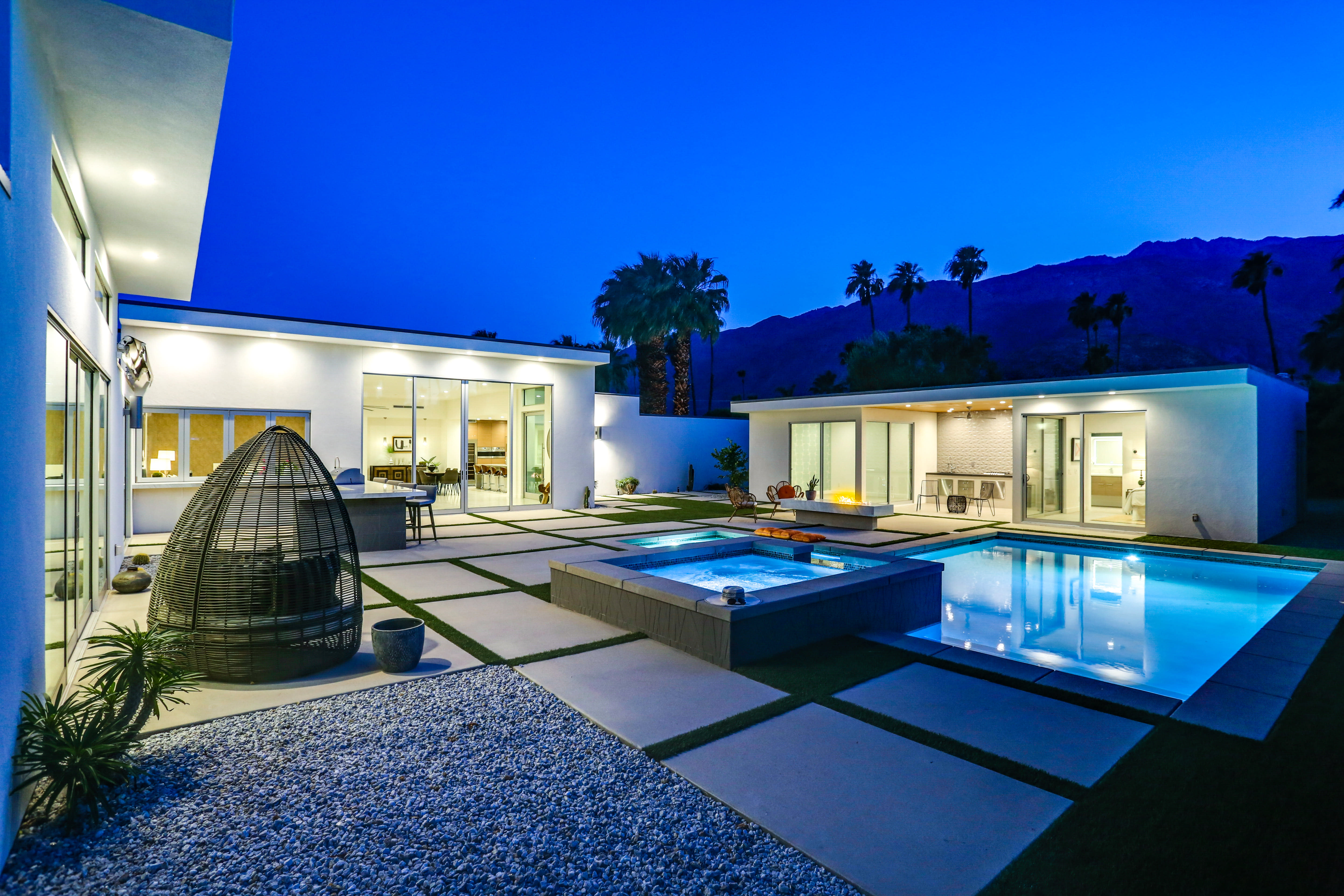 What you should know when selling a house inception-app-prod/MTExNzI4M2ItMjVkNC00Y2M0LWJmZjAtOGI0ZTUwMDVmNzNh/content/2023/02/29c4ba2532e72f2acce6f0b3ee093a30d1bd96d1.jpg