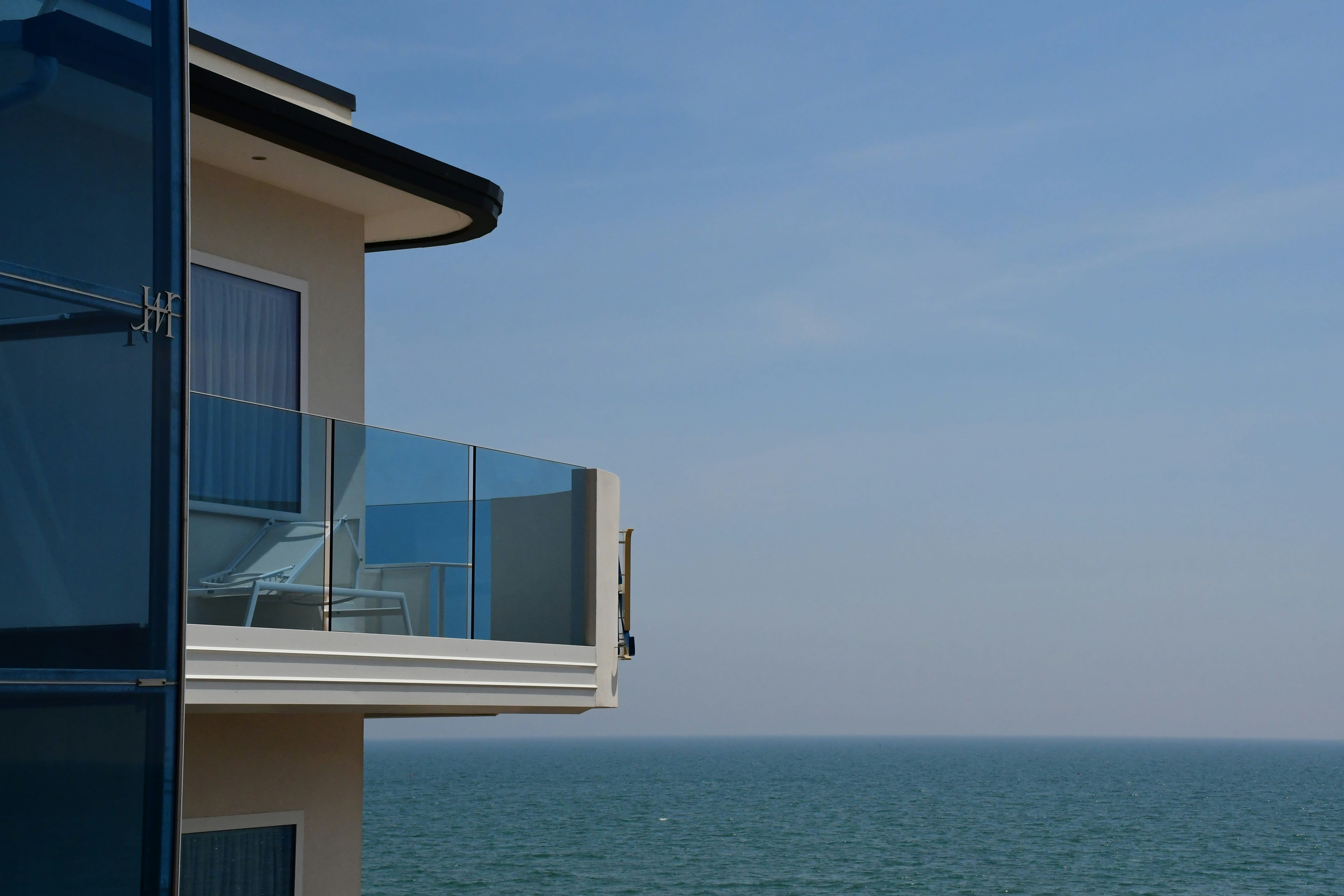 Penthouse Residences inception-app-prod/MTJkY2MyMzQtMTI0ZS00YWM2LWI5MzAtNzU4ZmIwYjk0M2I4/content/2025/09/e369a444ebff6decc2520e1e468cab7d6e91191f.jpg