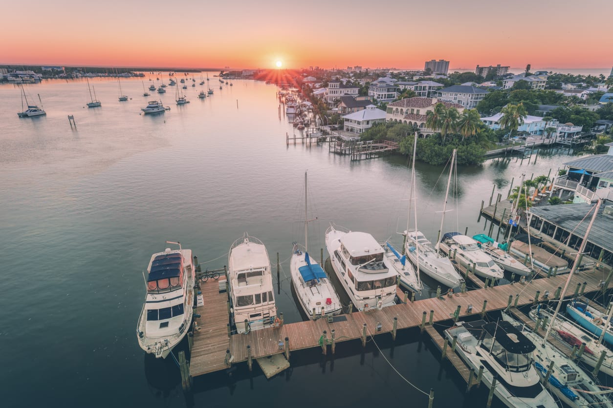 Recently Sold Florida Listings inception-app-prod/MTNiYzJmYjEtMGNlZS00YjE0LWFhMDEtOGUyZjVlOWY2NTZm/content/2021/09/iStock-1222949361(2).jpg