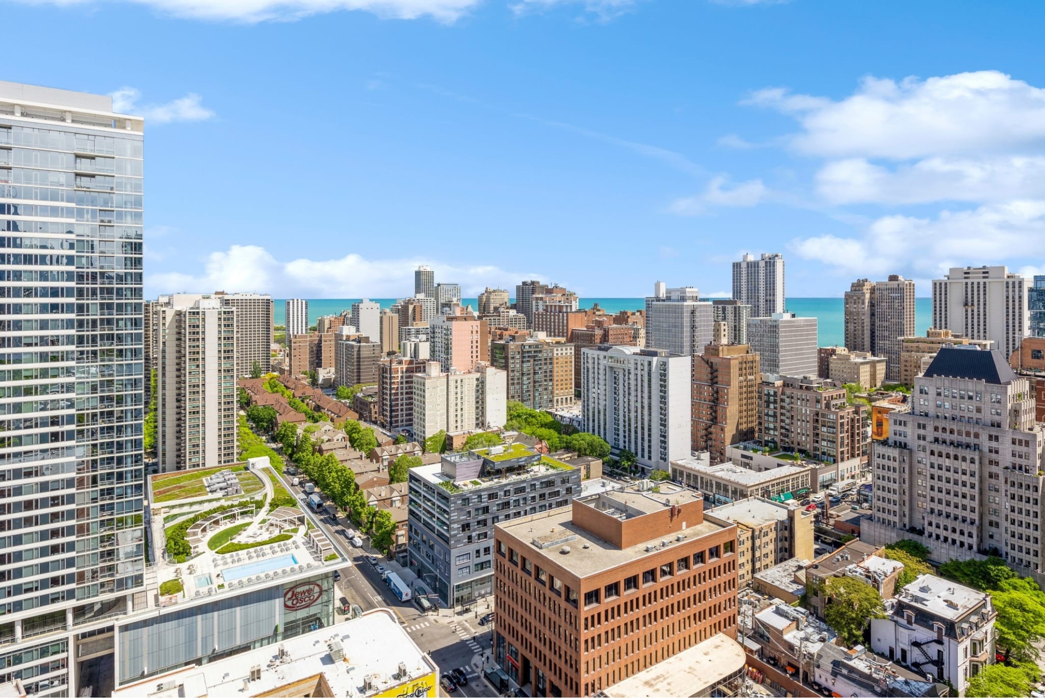Mastering the ‘Chicago Shuffle’: Three Success Stories From Old Town to Edgewater inception-app-prod/MTU1MjhmM2EtYzg0Ny00MjQyLWIyMWMtNDBmN2QzZTM2Y2Y3/content/2026/04/0d7cb865d96999ca10272df059b46455296246ec.png