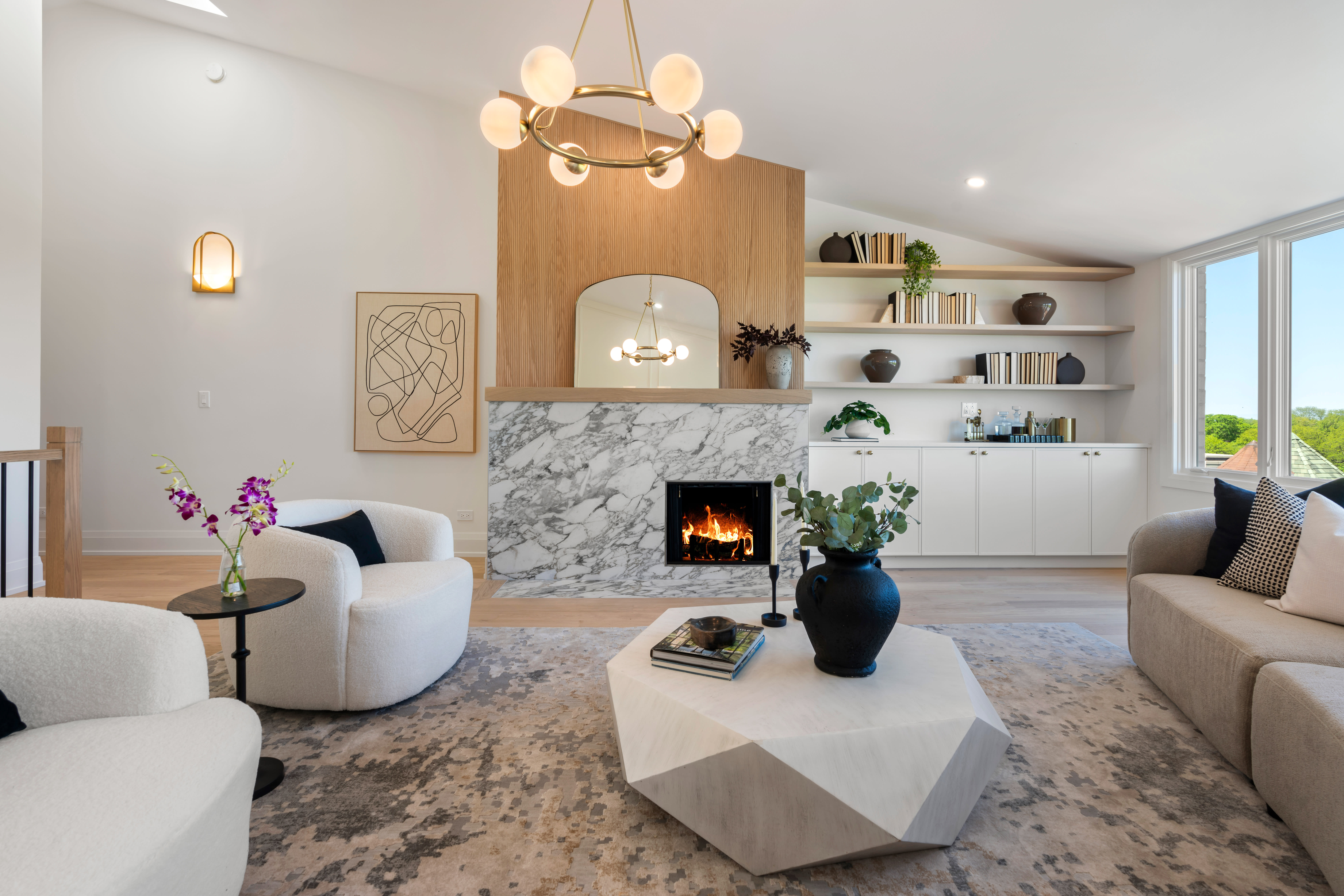 Architectural Spotlight: 3700 N Lake Shore Dr #702 Redefines Chicago Penthouse Living inception-app-prod/MTU1MjhmM2EtYzg0Ny00MjQyLWIyMWMtNDBmN2QzZTM2Y2Y3/content/2026/05/ff75ed14e9bb3de042dd3f1fbb4bebb59f721886.jpg