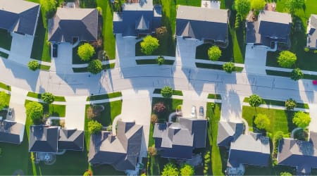 Unusual But Important Considerations When Choosing the Right Neighborhood inception-app-prod/MTcwNmYwYTAtMTMwZS00Yzc2LWE4OTItMjgzZWU3YmM2MzRj/content/2023/08/4a6265da676c7d4b11bdac3f38eb83116f92ce25.png