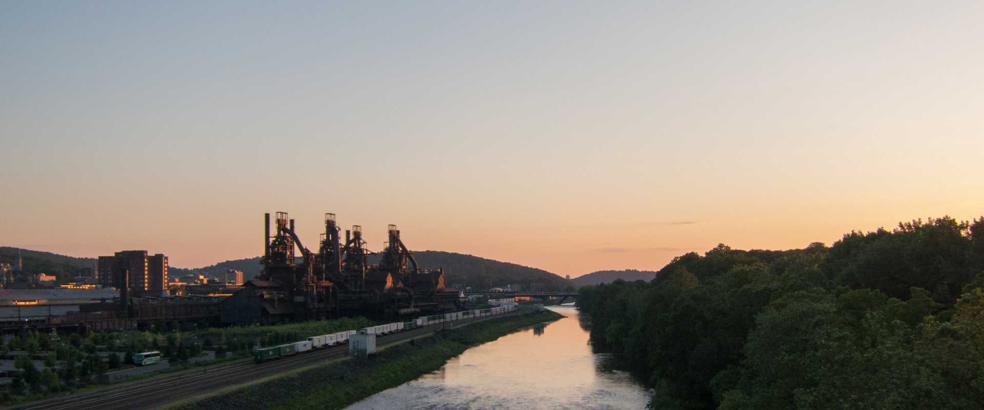 Lehigh Valley PA inception-app-prod/MThkMTRiMTktYmIyMC00ZWI2LWJlMjEtODM4NjIwY2NjY2I1/content/2020/10/bethlehemlehighriver-4.jpg