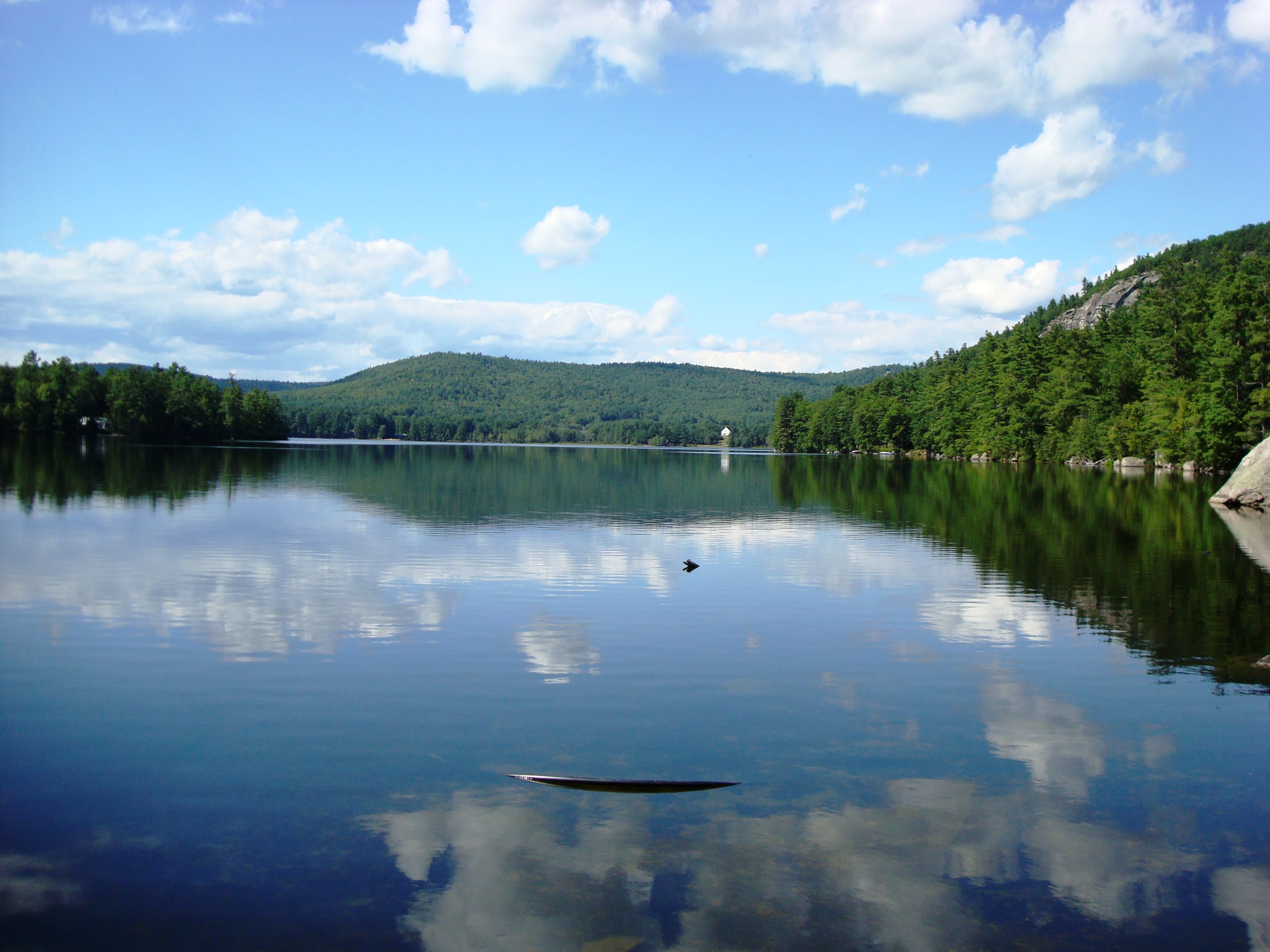 inception-app-prod/MThkNjVjMzAtMThiMy00NjIwLTk4MGEtNTMyZjgzYzcwZWUw/content/2018/07/Beautiful Bear Pond.jpg