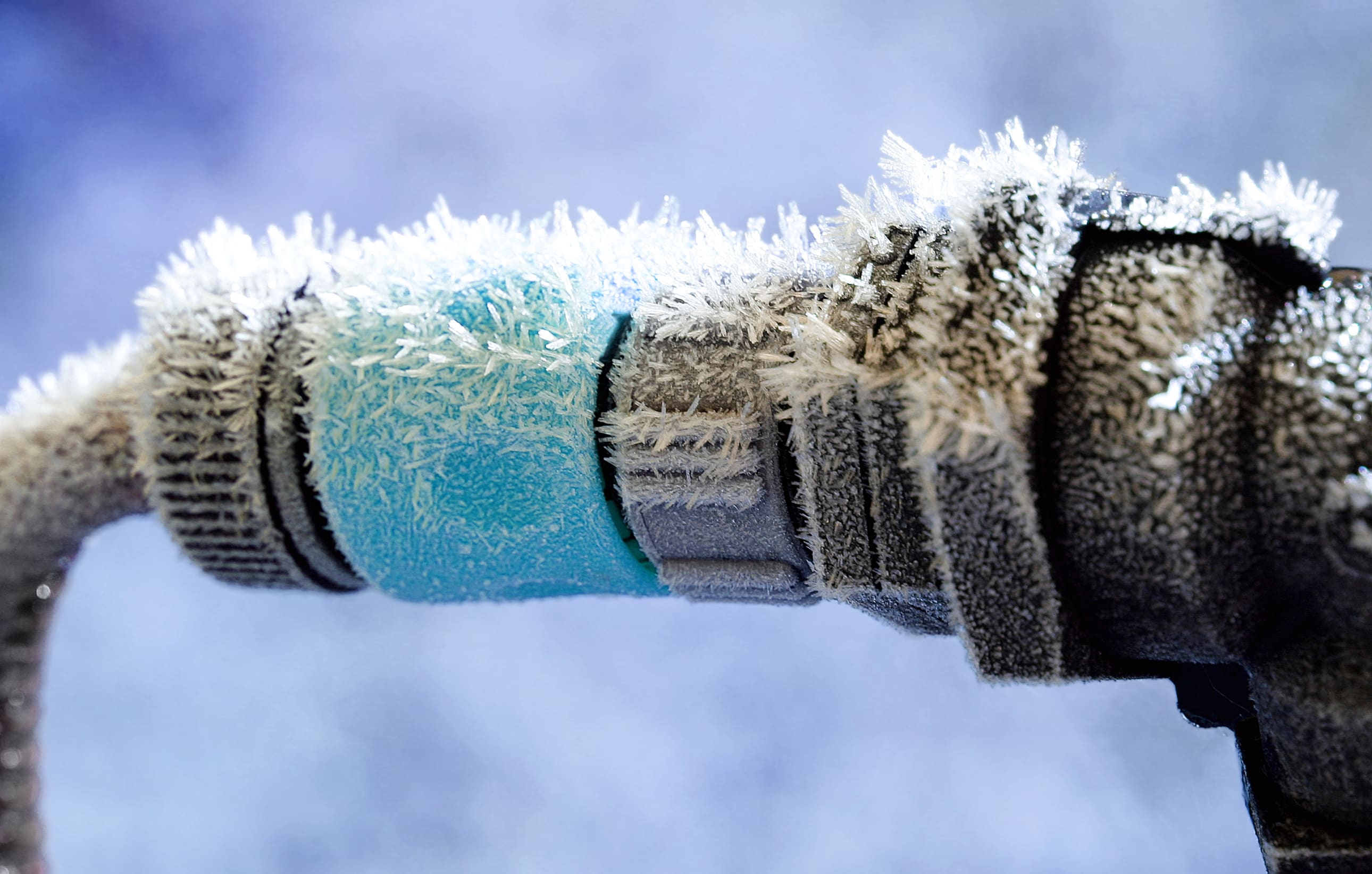 Preventing Frozen Pipes inception-app-prod/MWU5MmJjNTQtMjJhOS00MzRmLWIxMGYtMjUyYmIxMzlkYWJi/content/2018/10/Frozen-Pipes-093416.jpg