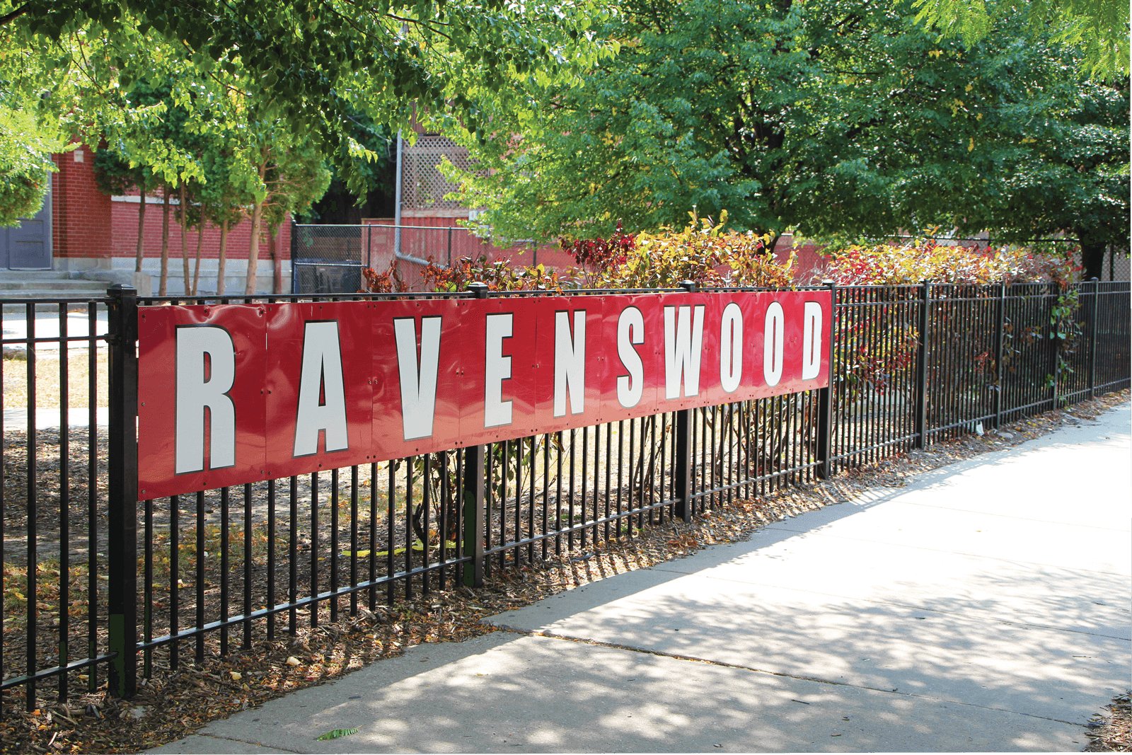 Ravenswood inception-app-prod/MWU5MmJjNTQtMjJhOS00MzRmLWIxMGYtMjUyYmIxMzlkYWJi/content/2018/10/RavenswoodElementary6-2.png