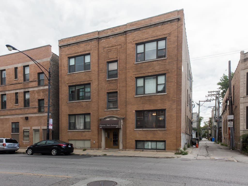 Just Sold: 1466 W Irving Park Rd #1E, Chicago, IL 60613 inception-app-prod/MWU5MmJjNTQtMjJhOS00MzRmLWIxMGYtMjUyYmIxMzlkYWJi/content/2018/10/ext1-274550.jpg
