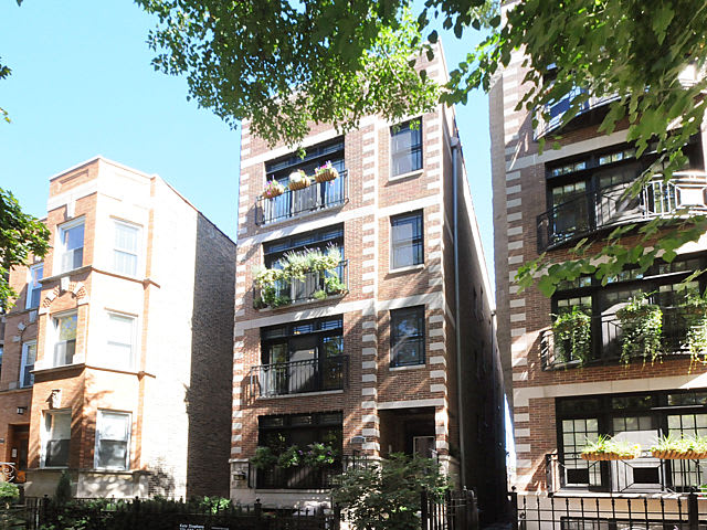 Just Sold: 3537 N Reta #3, 60657 inception-app-prod/MWU5MmJjNTQtMjJhOS00MzRmLWIxMGYtMjUyYmIxMzlkYWJi/content/2018/10/ext2-copy-111845.jpg