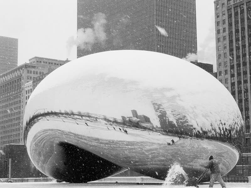 December 2013 Chicago Real Estate Market Report inception-app-prod/MWU5MmJjNTQtMjJhOS00MzRmLWIxMGYtMjUyYmIxMzlkYWJi/content/2018/10/iStock_000015715112Small-300941.jpg